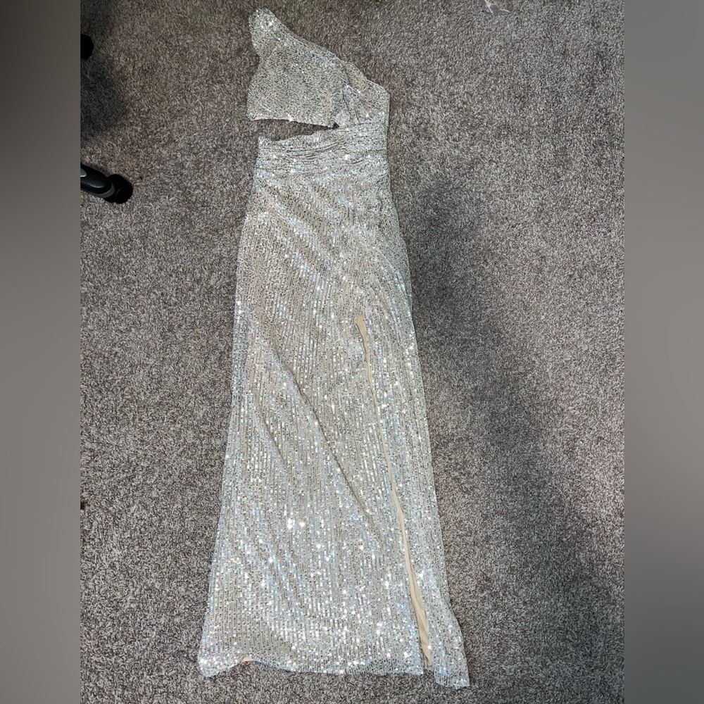 Silver Nude Ieena for Mac Duggal Sequence One Shoulder Cut Out Gown